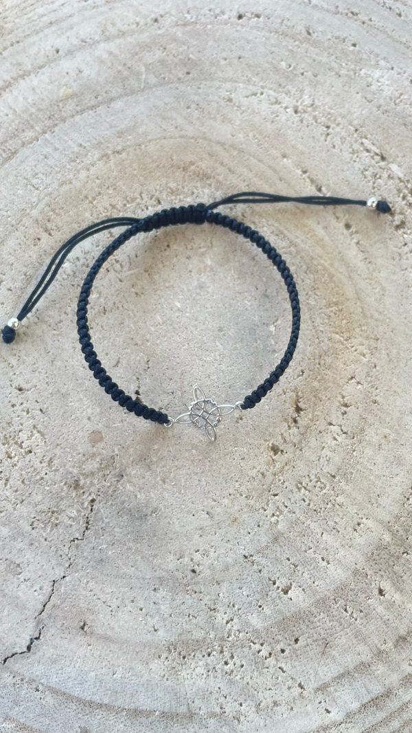 Pulsera Nudo de Bruja en macramé