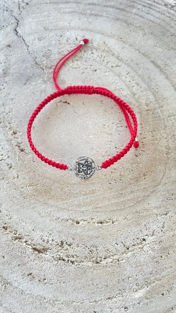 Pulsera Tetragrámaton en macramé