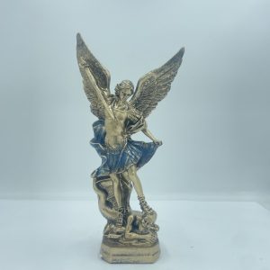 Estatua arcángel San Miguel