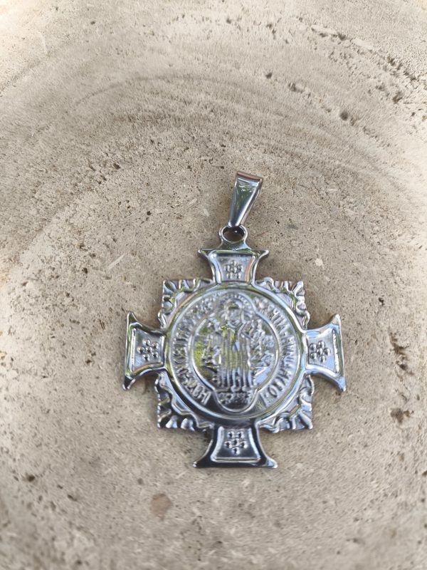 Colgante Cruz de San Benito en acero