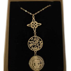 Colgante triple protección en acero dorado