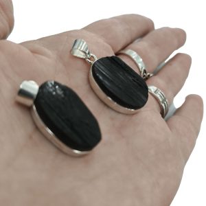 Colgante Turmalina negra en Plata de Ley