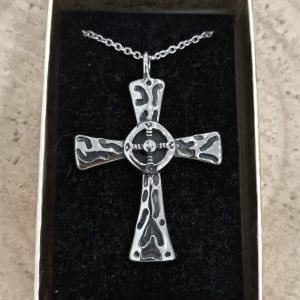 Colgante Cruz en acero