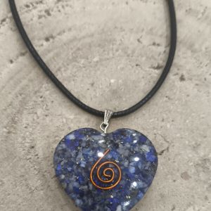 Colgante de organita con lapislázuli