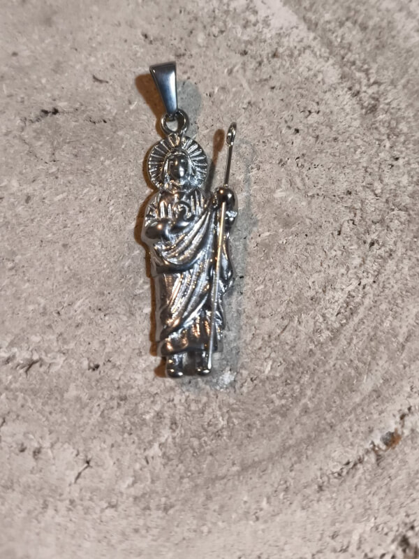Colgante de San Judas Tadeo en acero