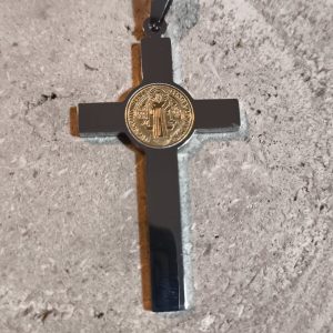 Colgante Cruz de San Benito (acero plateado y dorado)