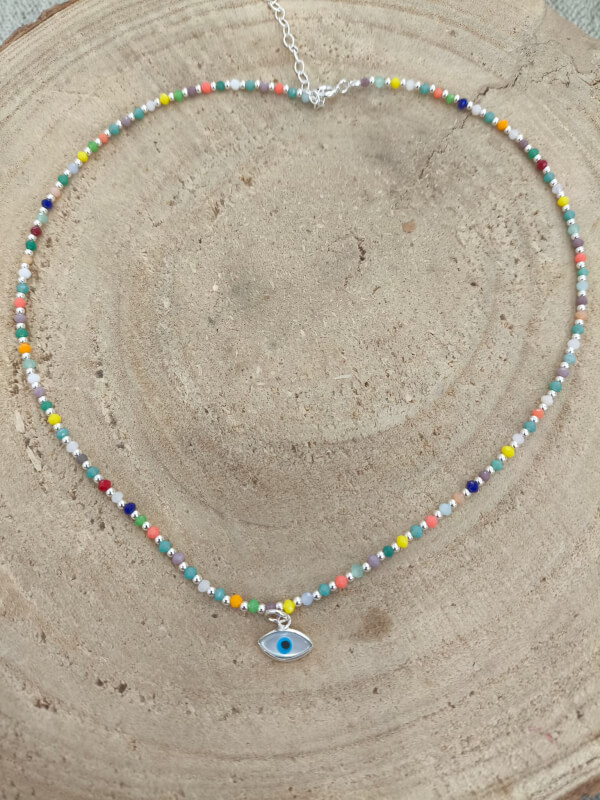 Gargantilla de cristales multicolor con ojo turco en nácar