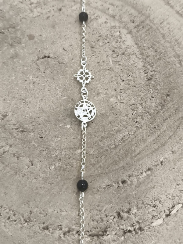 Pulsera Nudo de bruja, Tetragramaton y Turmalina Negra en Plata de Ley
