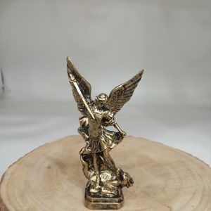 Estatua Arcangel San Miguel