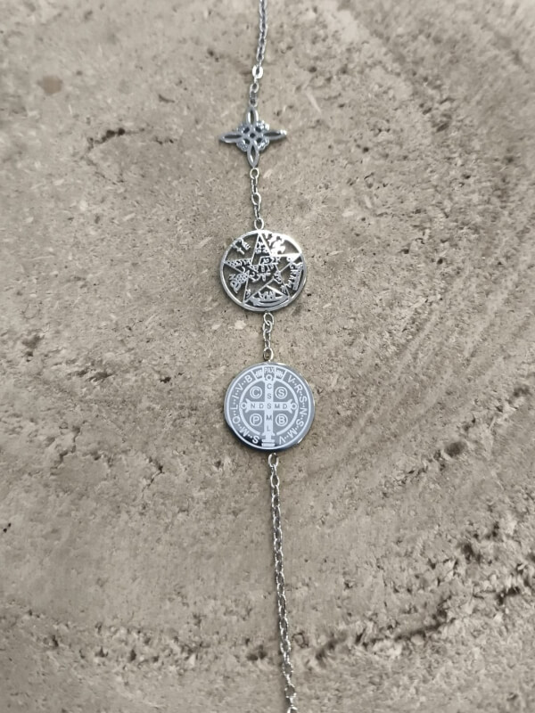 Pulsera triple protección (nudo, Tetragramatón y San Benito) en acero