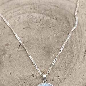 Colgante ojo turco de plata en nácar