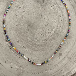 Gargantilla de cristal multicolor en plata de ley